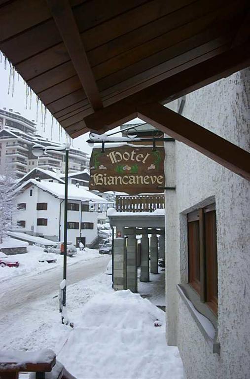 Hotel Biancaneve Sauze D'Oulx Bagian luar foto